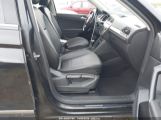 VOLKSWAGEN TIGUAN 2.0T SE/2.0T SEL photo