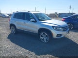 VOLKSWAGEN TIGUAN SEL WVGBV7AX3DW****** снимка