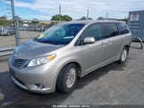 TOYOTA SIENNA XLE 8 PASSENGER 5TDYK3DC7GS****** снимка