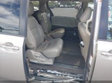 TOYOTA SIENNA XLE 8 PASSENGER 5TDYK3DC7GS****** снимка