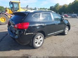 NISSAN ROGUE SV JN8AS5MV2DW107866 снимка