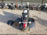 YAMAHA XVS1300 CT/CTB JYAVP32E9FA005563 снимка