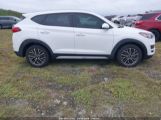 HYUNDAI TUCSON SEL photo