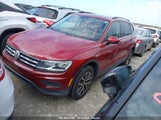 VOLKSWAGEN TIGUAN 2.0T SE/2.0T SEL/2.0T SEL R-LINE/2.0T SEL R-LINE BLACK 3VV3B7AX7KM****** снимка