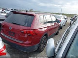 VOLKSWAGEN TIGUAN 2.0T SE/2.0T SEL/2.0T SEL R-LINE/2.0T SEL R-LINE BLACK 3VV3B7AX7KM****** снимка