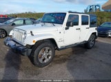 JEEP WRANGLER JK UNLIMITED SAHARA 4X4 1C4HJWEG0JL****** fotografie