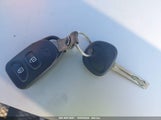 HYUNDAI TUCSON SE KM8JUCAG2EU905910 снимка