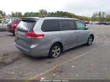 TOYOTA SIENNA LE V6 8 PASSENGER 5TDKK3DC3CS****** снимка