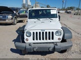 JEEP WRANGLER JK UNLIMITED SPORT S 4X4 1C4HJWDG7JL****** fotografie
