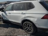 VOLKSWAGEN TIGUAN 2.0T SE/2.0T SE R-LINE BLACK/2.0T SEL photo