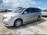 CHRYSLER TOWN & COUNTRY TOURING-L photo