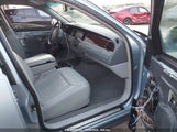 LINCOLN TOWN CAR SIGNATURE LIMITED 1LNHM82V26Y635905 снимка