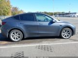 TESLA MODEL Y LONG RANGE DUAL MOTOR ALL-WHEEL DRIVE photo