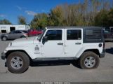 JEEP WRANGLER UNLIMITED SAHARA photo