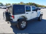 JEEP WRANGLER UNLIMITED SAHARA photo