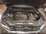 VOLKSWAGEN TIGUAN 2.0T SE/2.0T SE R-LINE BLACK/2.0T SEL снимка