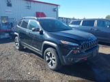 JEEP CHEROKEE TRAILHAWK 4X4 photo