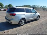 KIA SEDONA LX снимка