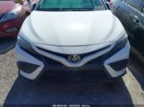 TOYOTA CAMRY SE photo