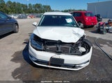 VOLKSWAGEN GOLF 1.4T S/1.4T SE 3VWG57AU2KM****** снимка