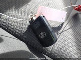 TOYOTA RAV4 XLE 2T3WFREV1HW****** снимка