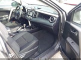 TOYOTA RAV4 XLE 2T3WFREV1HW****** снимка