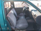 NISSAN TRUCK E/XE 1N6SD11S0SC****** снимка
