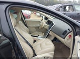 VOLVO XC60 T6/T6 R-DESIGN YV4902DZXB2****** photo