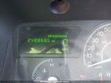 LINCOLN TOWN CAR SIGNATURE LIMITED 1LNHM82WX5Y****** photo