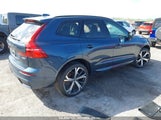 VOLVO XC60 B5 ULTIMATE DARK THEME YV4L12RM2R1****** снимка
