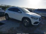 MERCEDES-BENZ GLA 250 photo