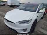 TESLA MODEL X 100D/75D/P100D 5YJXCBE42JF****** fotografie