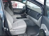 KIA SEDONA LX снимка