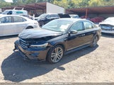 VOLKSWAGEN PASSAT 2.0T SE R-LINE 1VWMA7A37KC009597 photo