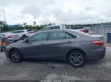 TOYOTA CAMRY SE photo