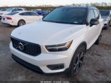 VOLVO XC40 R-DESIGN photo