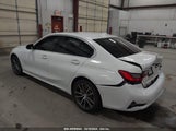 BMW 330I XDRIVE WBA5R7C58KF****** снимка