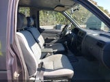 NISSAN TRUCK KING CAB XE 1N6SD16S2SC****** снимка