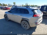 JEEP CHEROKEE TRAILHAWK 1C4PJMBS4GW****** fotografie