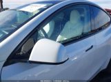 TESLA MODEL Y AWD/LONG RANGE DUAL MOTOR ALL-WHEEL DRIVE photo