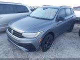 VOLKSWAGEN TIGUAN 2.0T SE R-LINE BLACK/SE BLACK 3VVCB7AXXRM****** photo