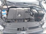 VOLKSWAGEN GOLF 2.5L 4-DOOR снимка