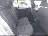 VOLKSWAGEN GOLF 2.5L 4-DOOR снимка