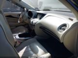 INFINITI JX35 photo