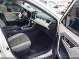 TOYOTA RAV4 XLE 2T3W1RFV9PC249371 снимка