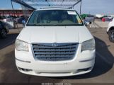 CHRYSLER TOWN & COUNTRY NEW LIMITED снимка