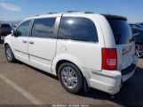 CHRYSLER TOWN & COUNTRY NEW LIMITED снимка