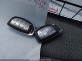 HYUNDAI IONIQ HYBRID LIMITED KMHC85LC6HU****** photo