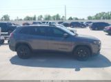 JEEP CHEROKEE ALTITUDE FWD снимка