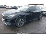 INFINITI QX30 PREMIUM снимка